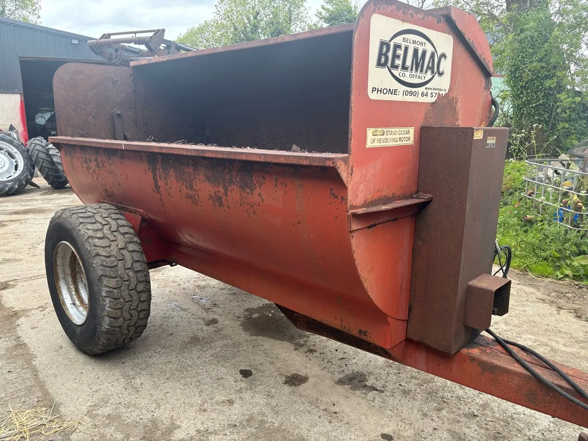 Belmac muck spreader - Image 1