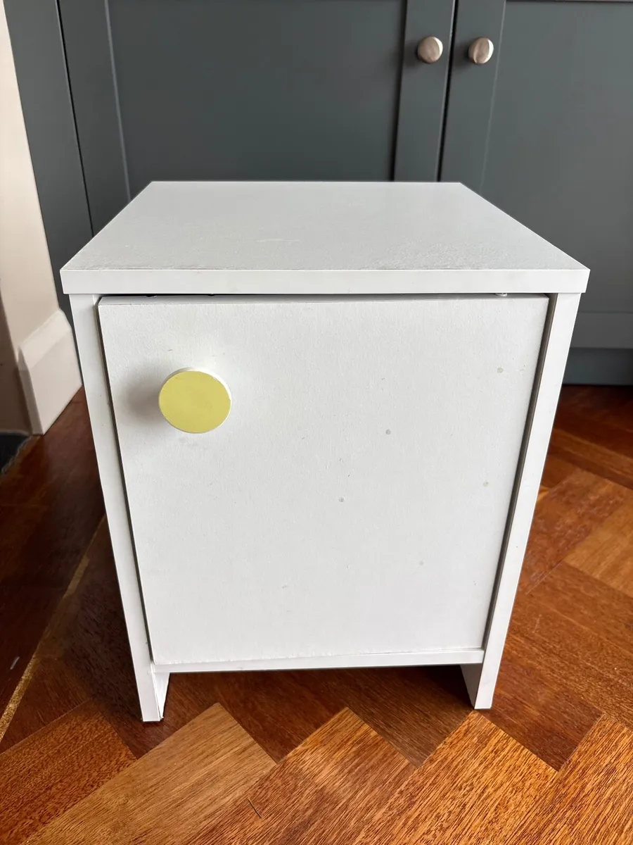 Bedside locker - Image 1