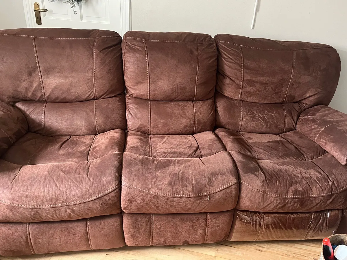 3 seater recliner couch - Image 1