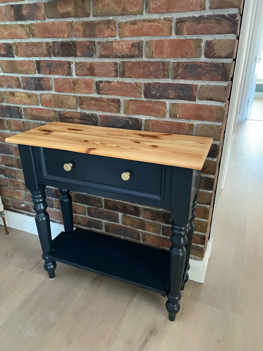 Console Table / Hall Table Solid Pine refinished - Image 2