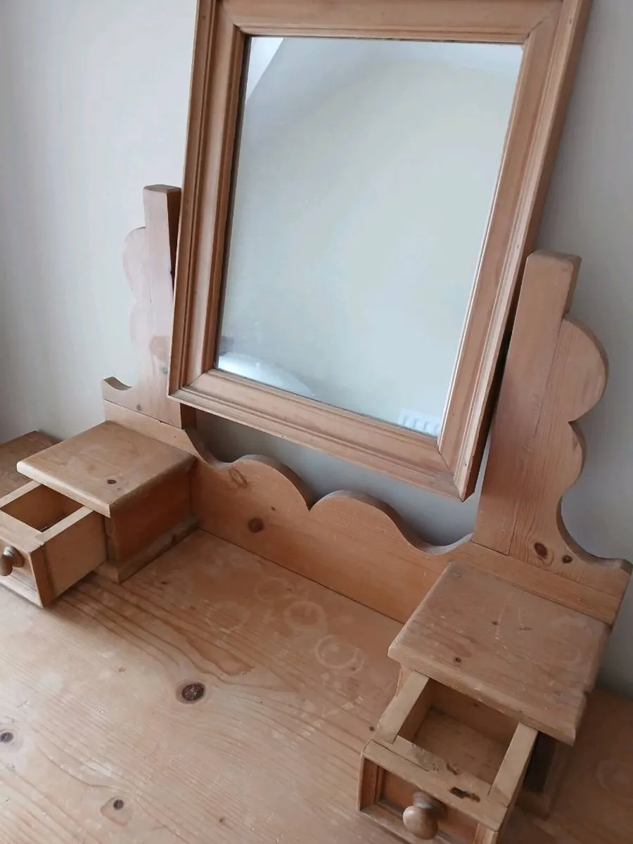 5 Drawer "VANITY TABLE"Pine With Stool - Image 2