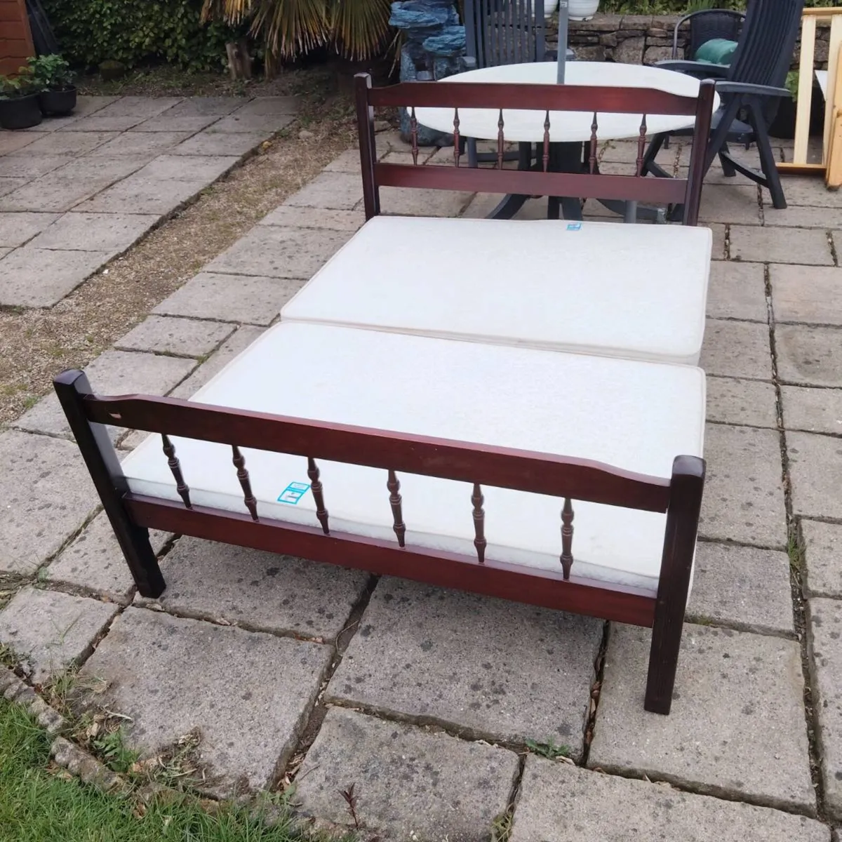 Bedframe - Image 2