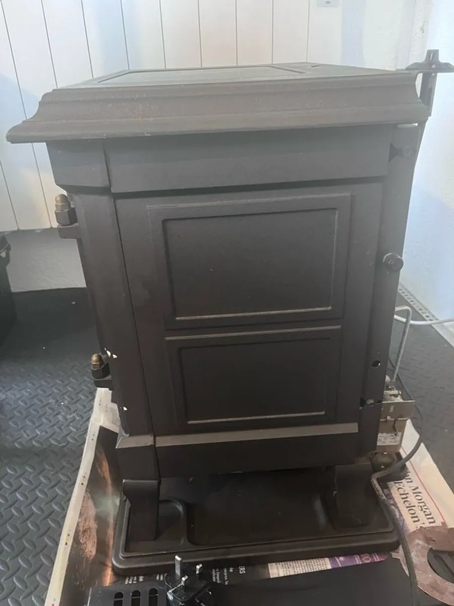 Oil Stove - Image 2