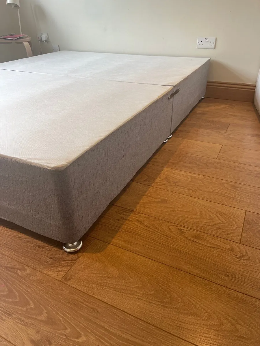 Base bed 5ft - Image 1