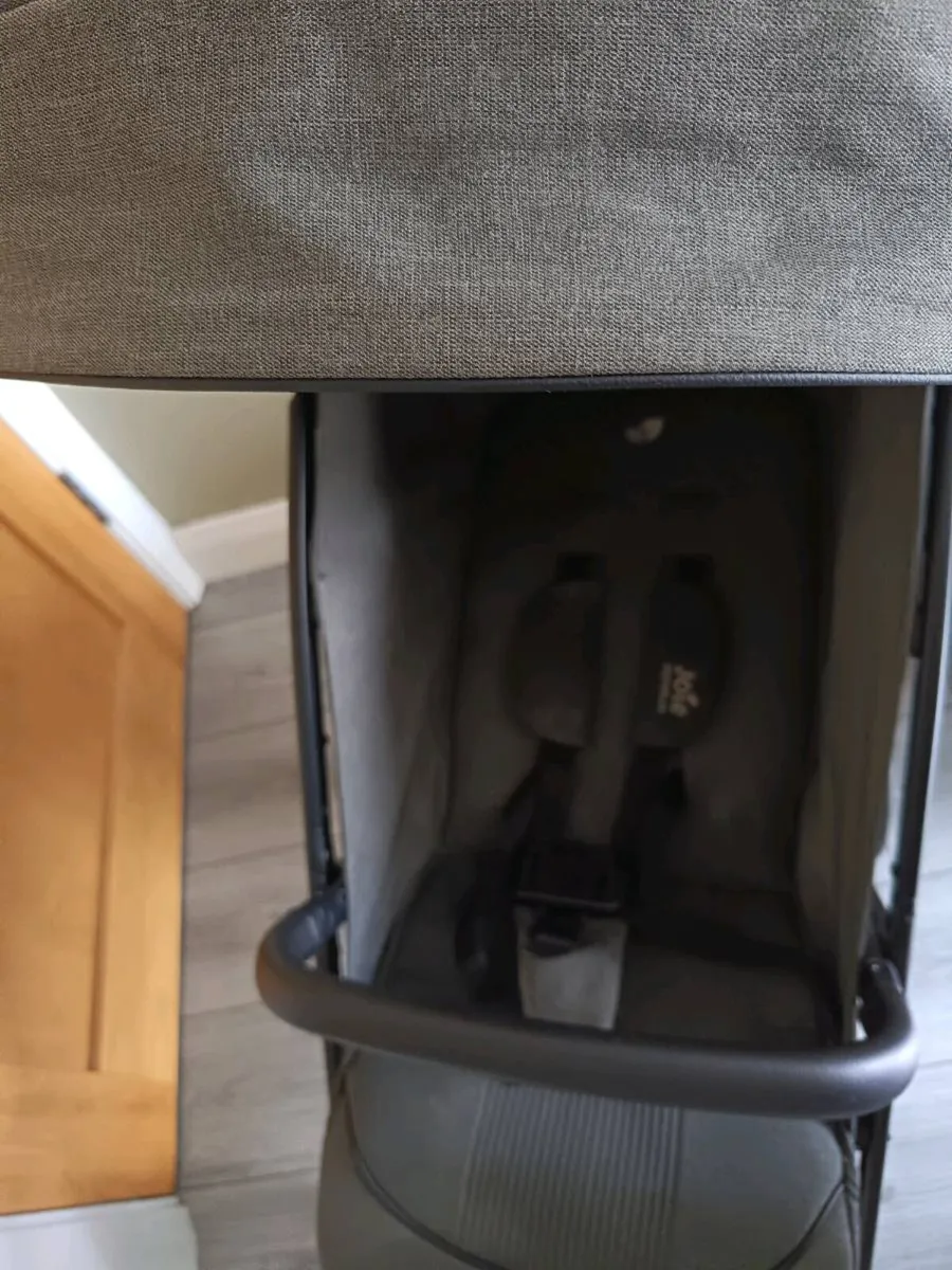 Joie signature parcel lx stroller - Image 4