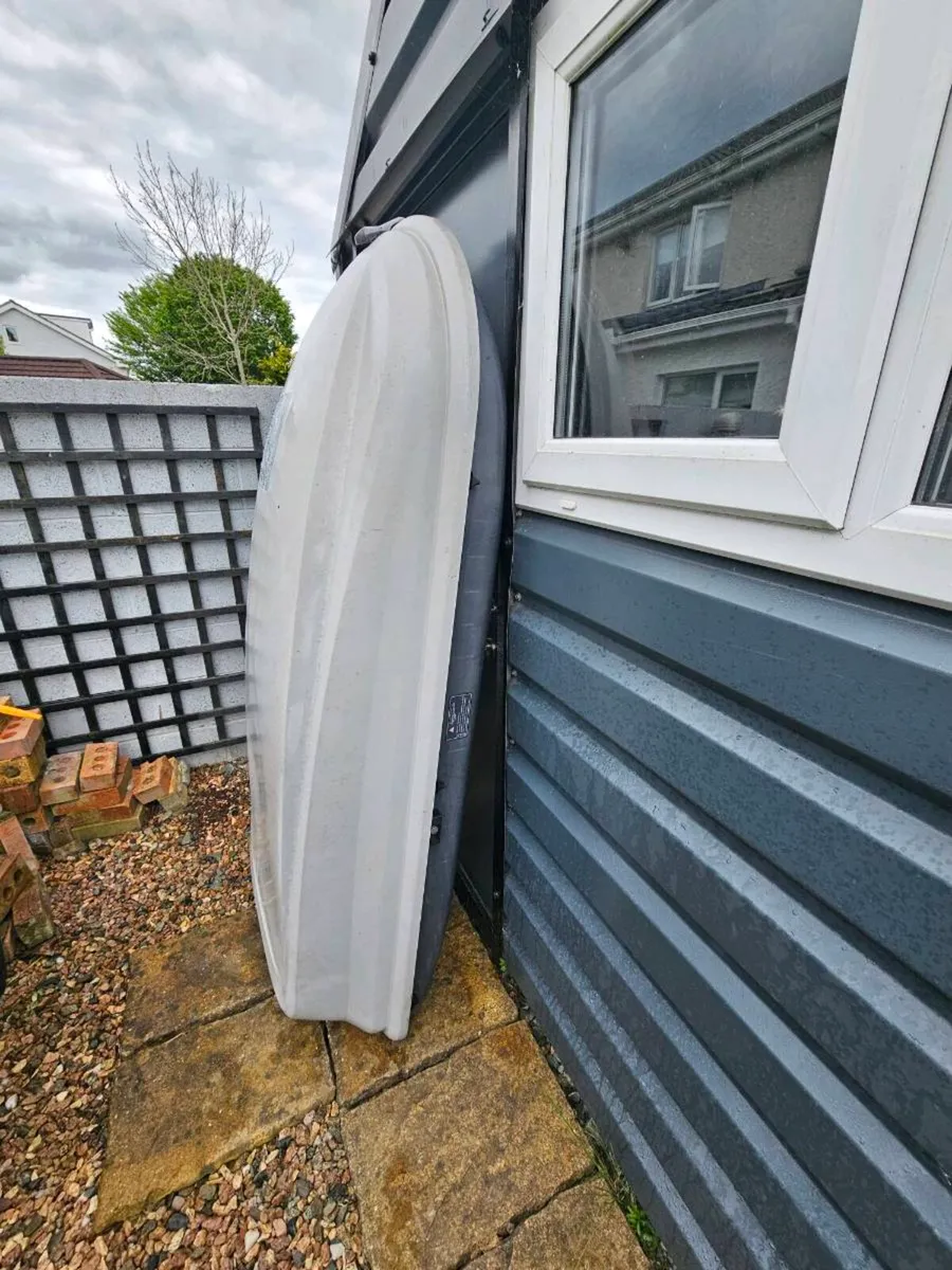 Car Roof box - Image 1