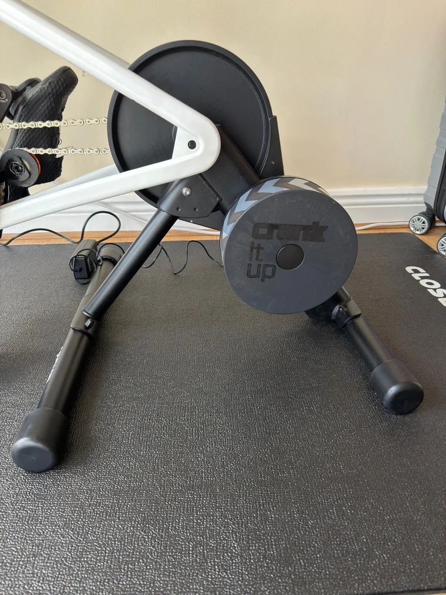 Wahoo Kickr Core with Zwift Cog (2025) - Image 2