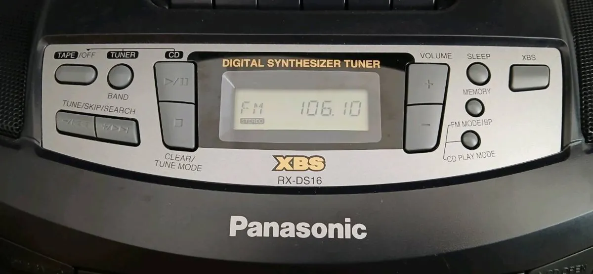 Panasonic RX-DS16 Near New Mint Boxed - Image 4