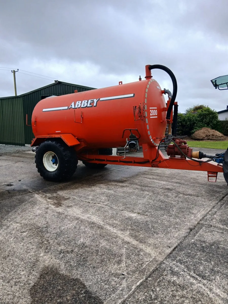 Slurry tanker - Image 1