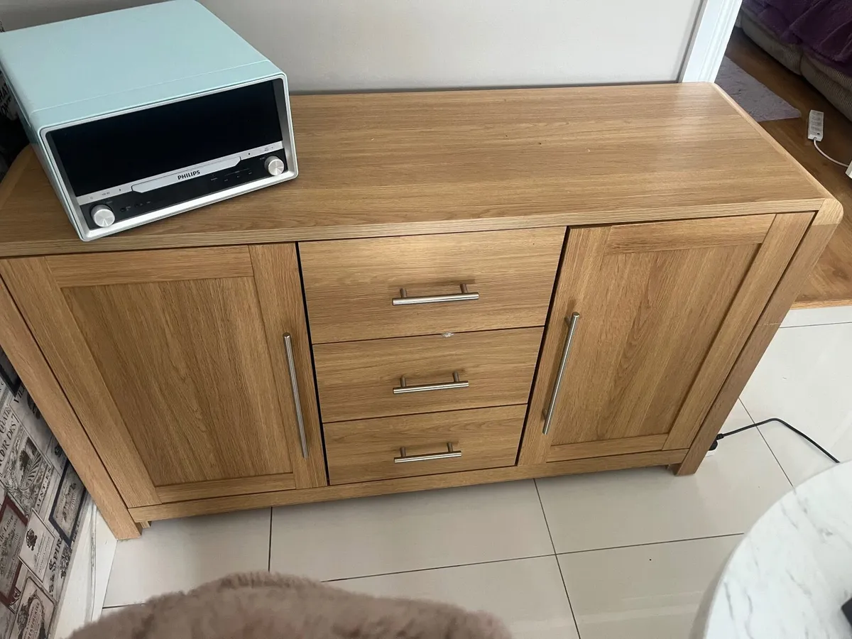 Side board