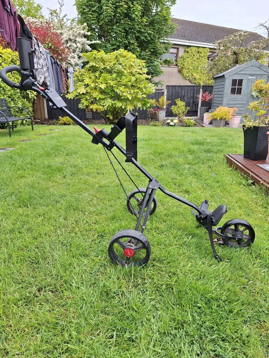 Golf trolley - Image 1