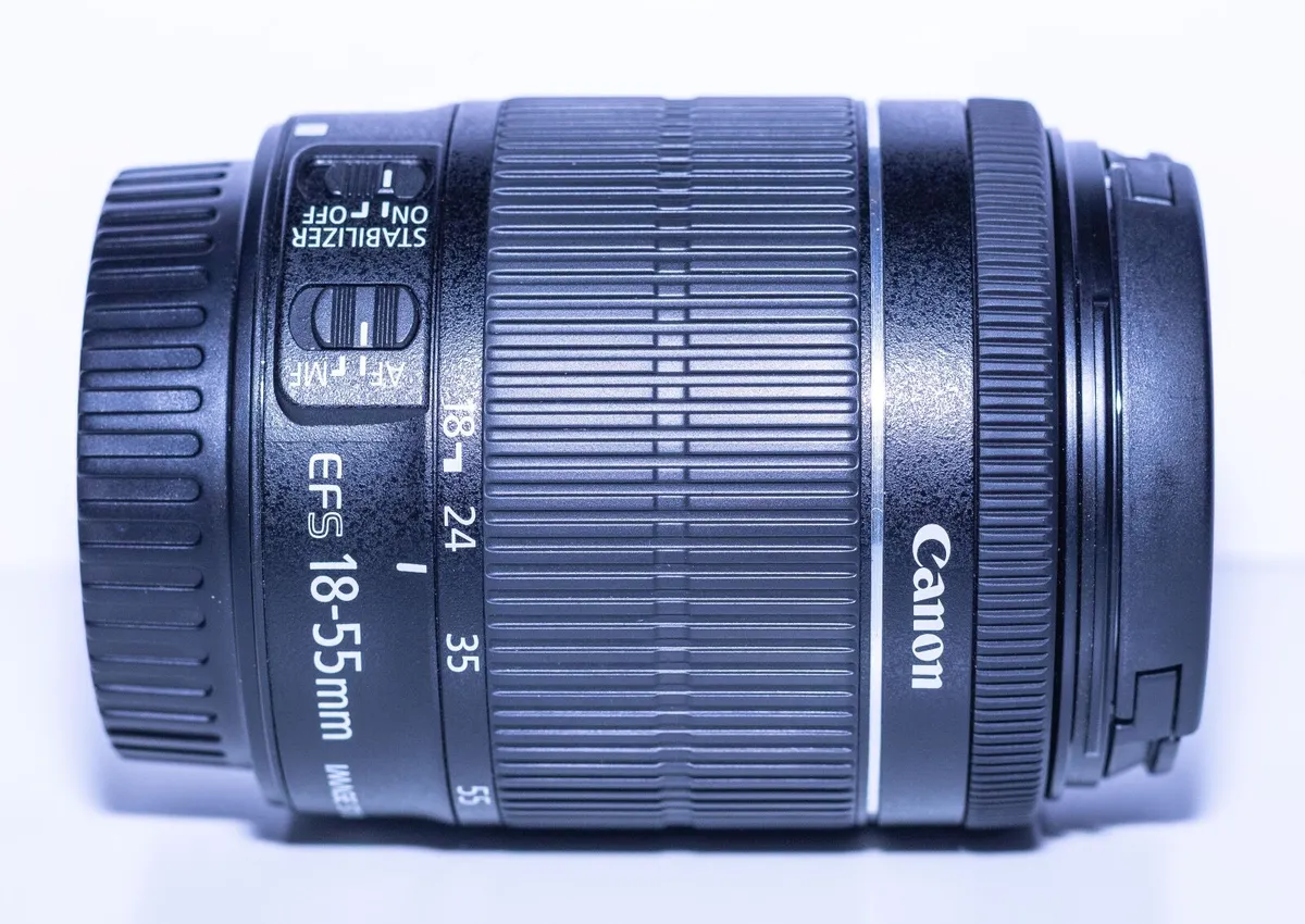 Canon EF-S 18-55mm f/3.5-5.6 IS (Macro 0.25m/0.8ft - Image 3