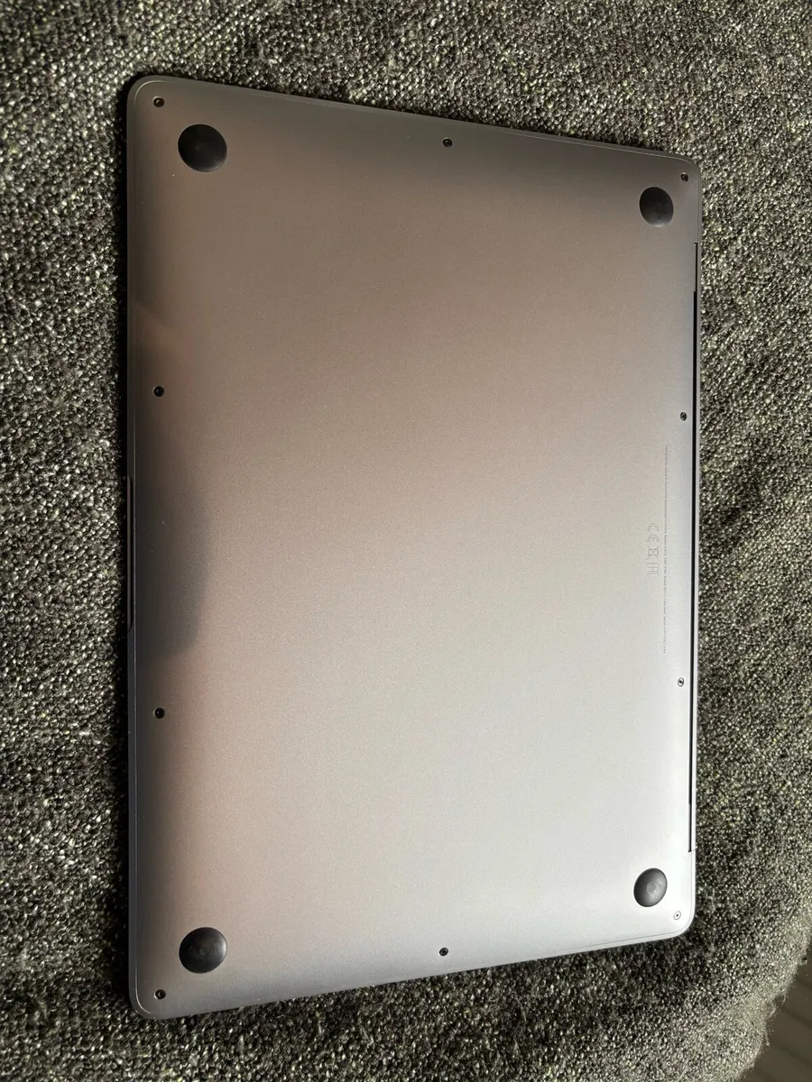 MacBook Air 2019 - Image 3