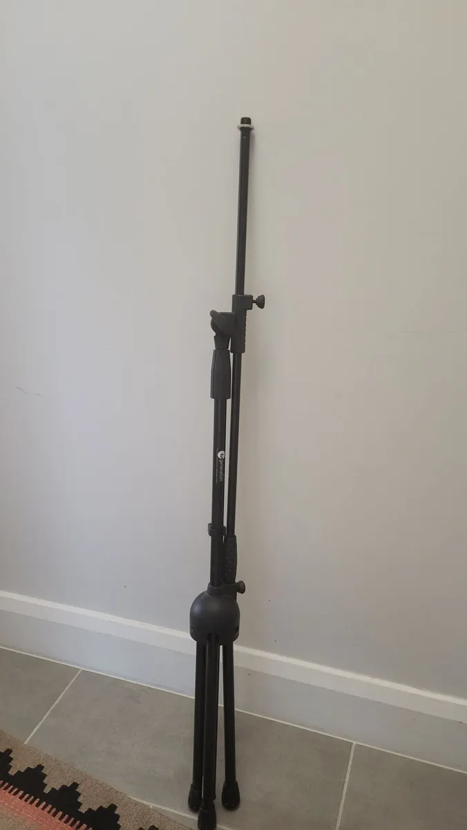 microphones and stands - Image 1