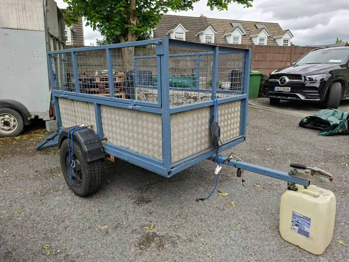 Single axle - Image 1