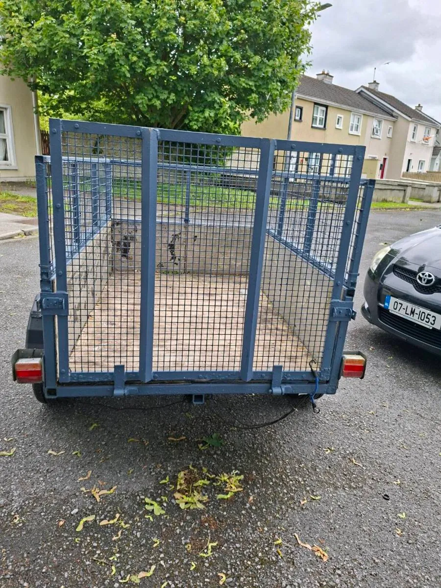 Single axle - Image 2