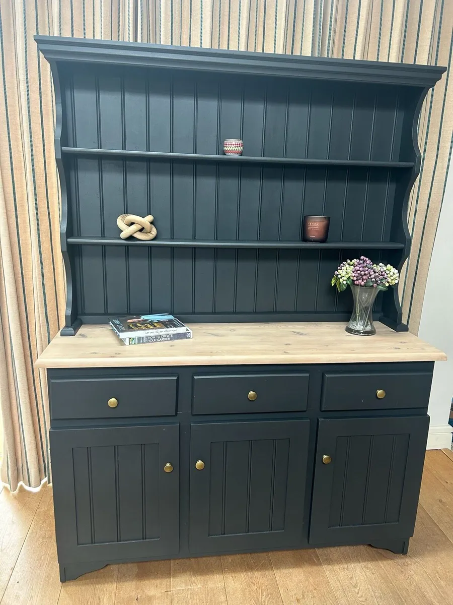 Kitchen dresser / cabinet - Image 1