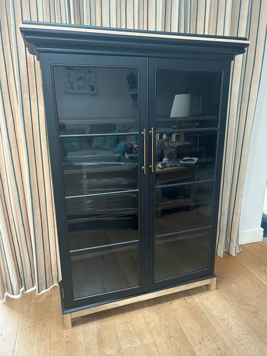 Unique bookcase /cabinet - Image 3