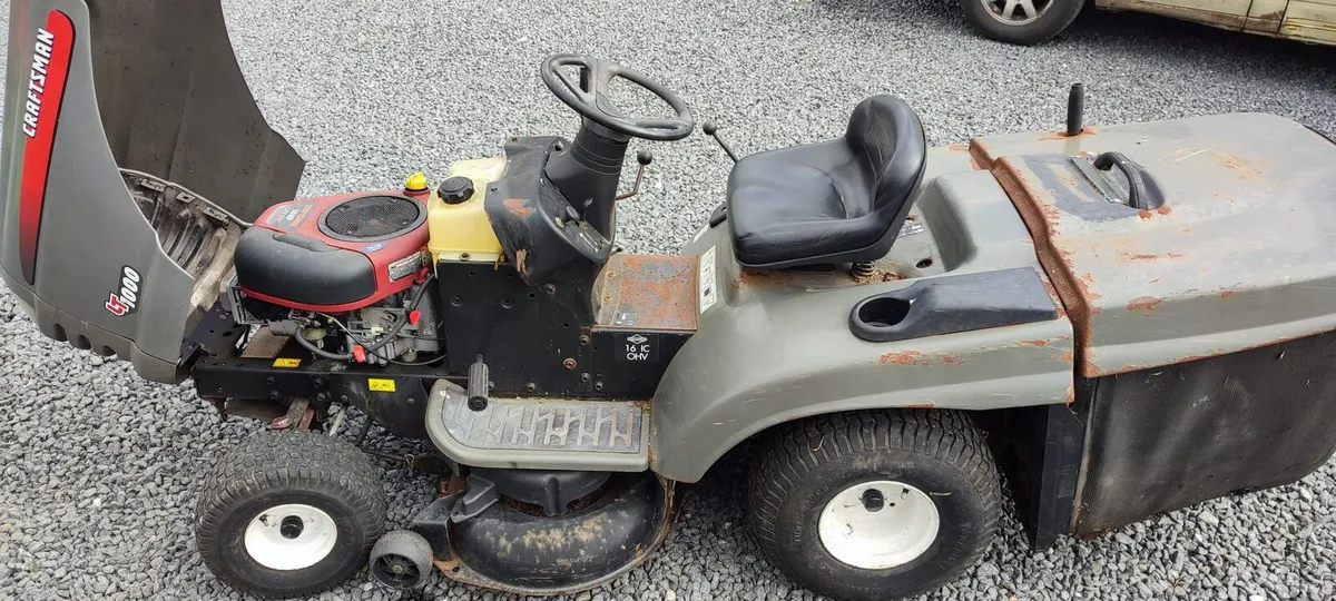 Ride on mower - Image 1