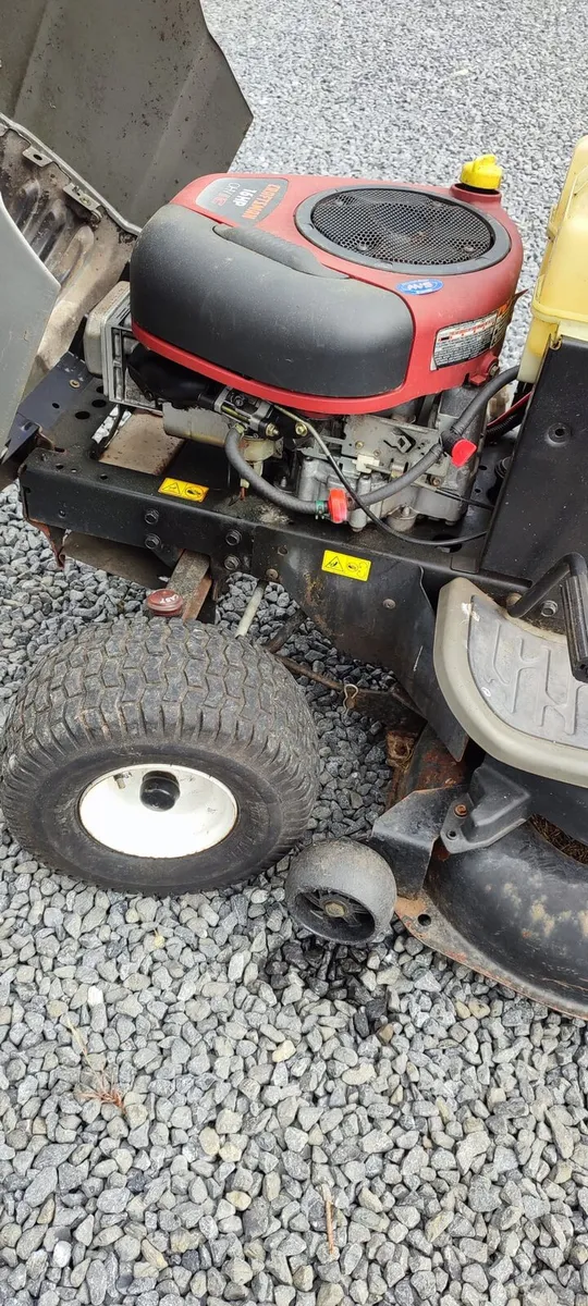 Ride on mower - Image 4