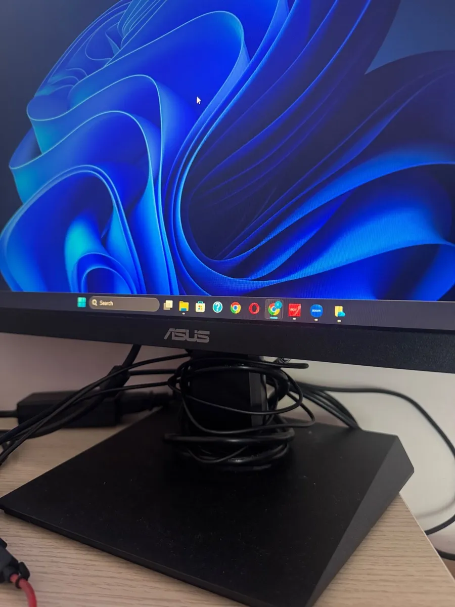 ASUS VA24EHF 24” Full HD IPS Monitor - 100Hz - Image 4