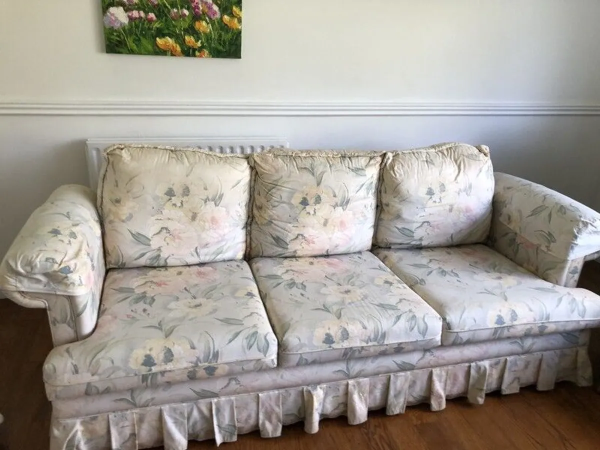 Leather Two Seater Sofas and 3,2, 1 Sofas for Sale - Image 4