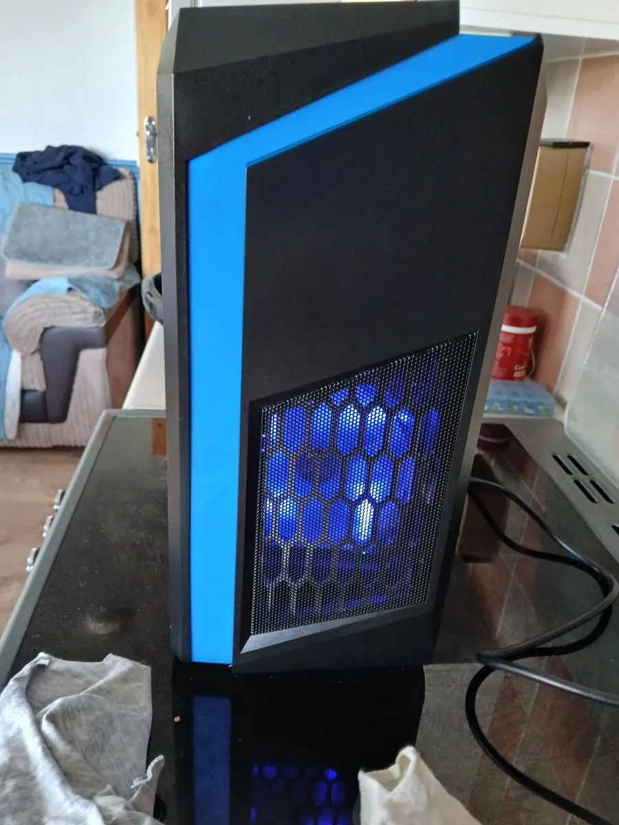 Gaming pc iPad + gaming graphic card 3 in 1 - Image 3