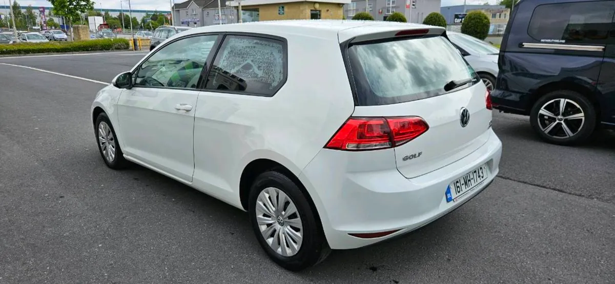 VOLKSWAGEN GOLF 1.6 TDI VAN - Image 4