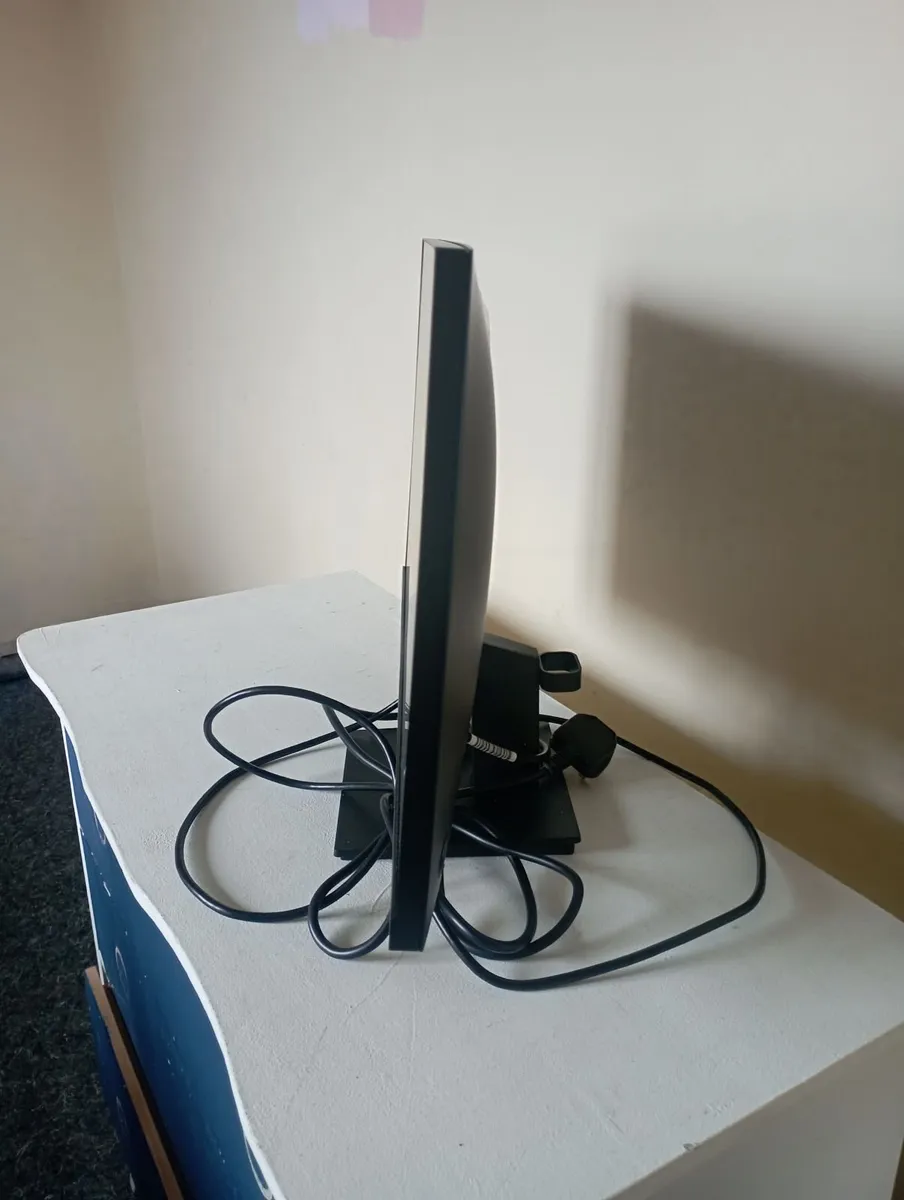 HP Monitor - Image 3