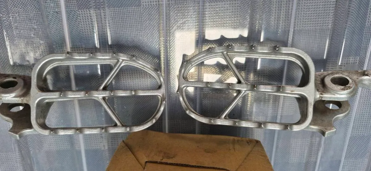 Honda transalp xl750 service kit+Rally footpegs - Image 2