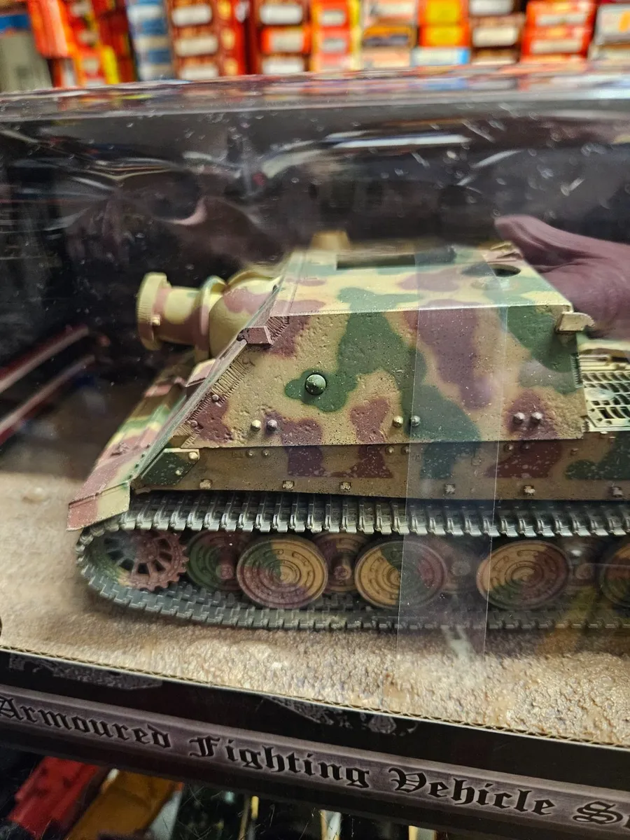 Corgi Waltersons German WW2 Sturmtiger - Image 4