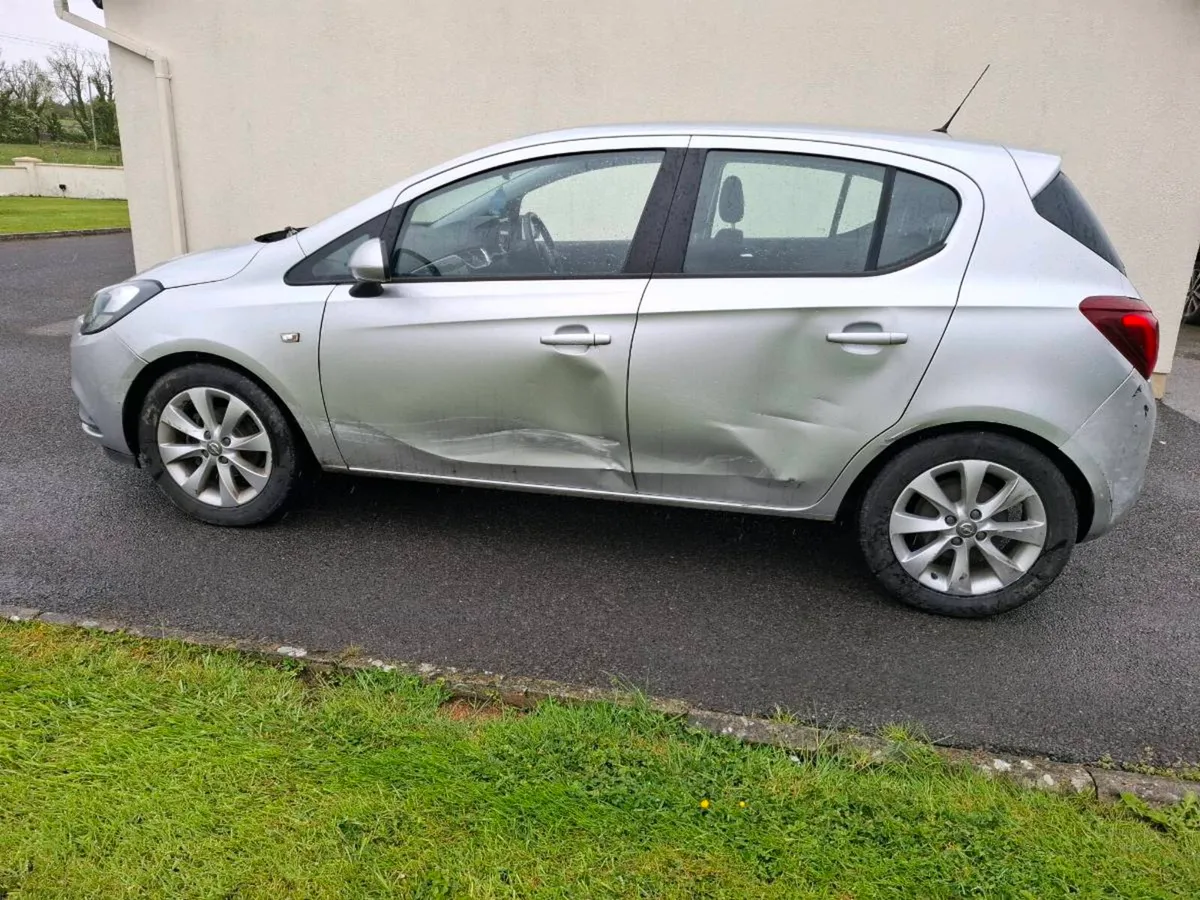 17 corsa 1.4 petrol - Image 1