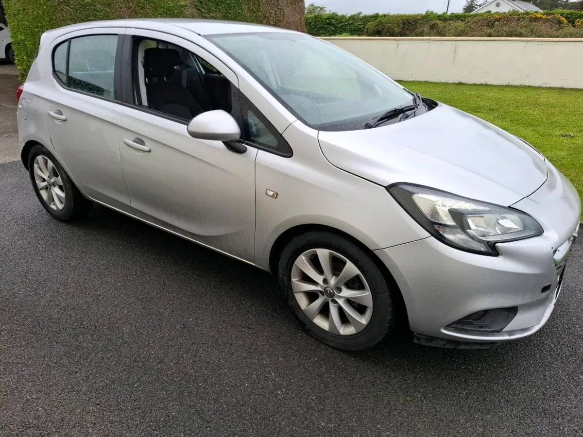 17 corsa 1.4 petrol - Image 4