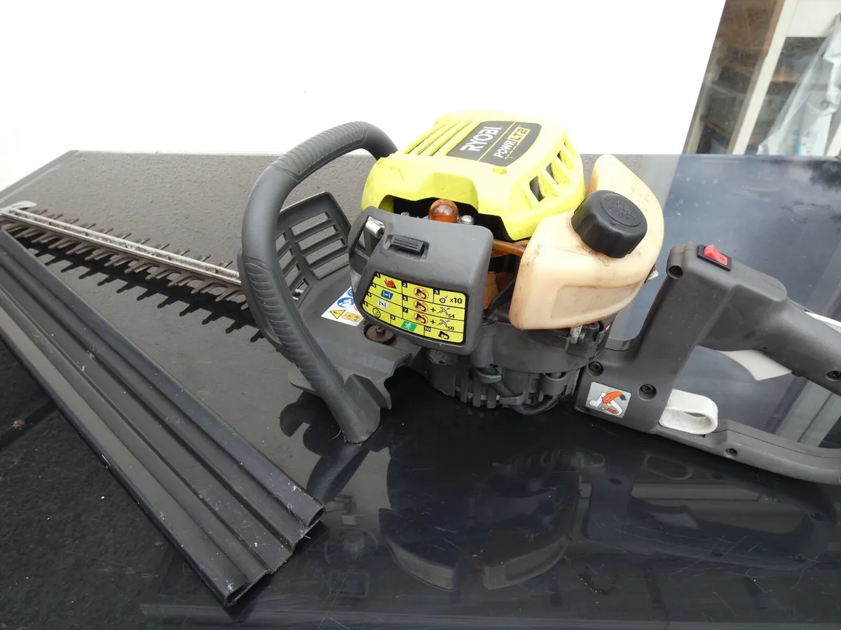 Ryobi Powr LT2 Hedge Trimmer - Image 1