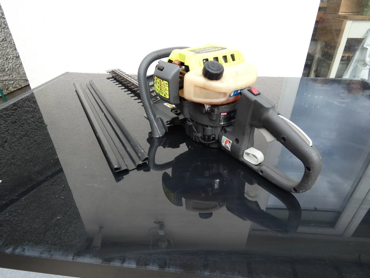 Ryobi Powr LT2 Hedge Trimmer - Image 2
