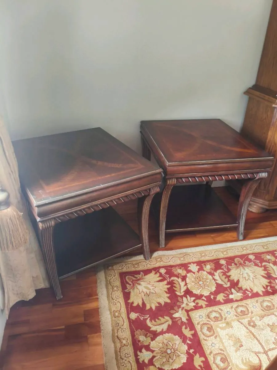 Beautiful large side tables 130 for 2 - Image 1