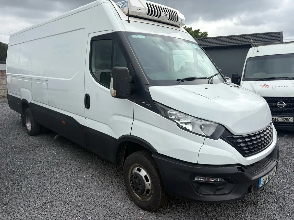2020 iveco daily twin wheel 1 owner from new - Image 1