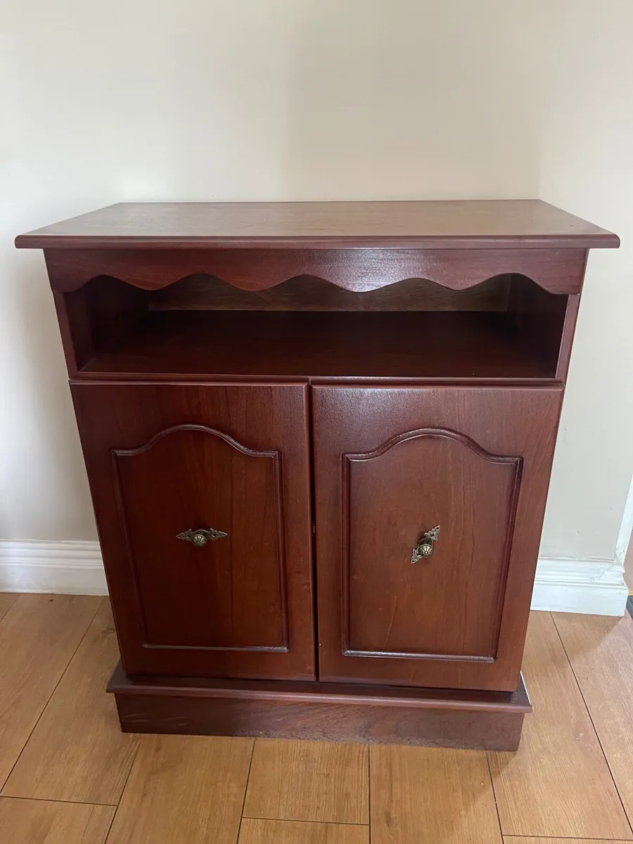 Dark wood sideboard - Image 1