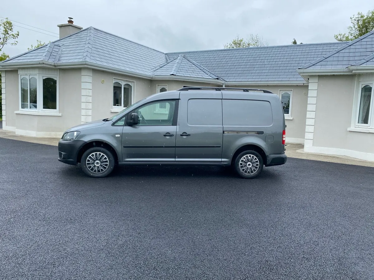 Volkswagen Caddy Maxi 2.0tdi - Image 4