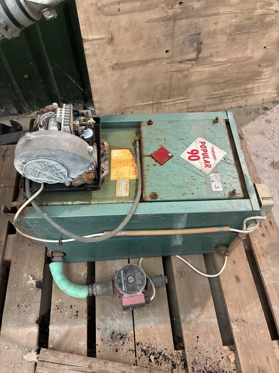 Oil boiler - Image 1