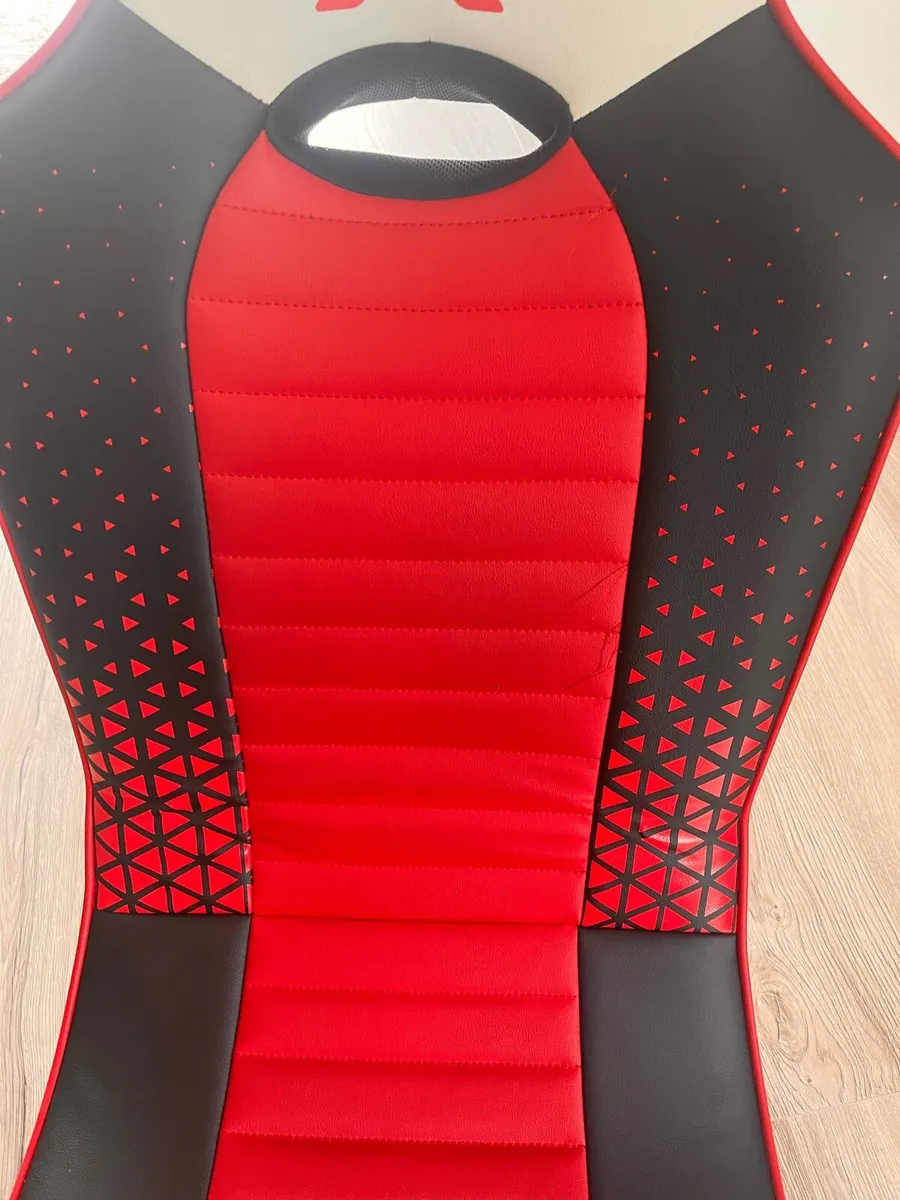 Gaming chair - Image 2