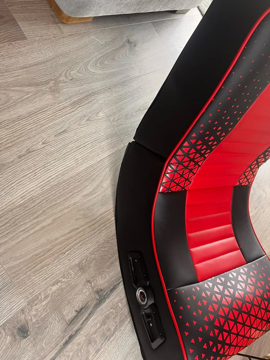 Gaming chair - Image 4