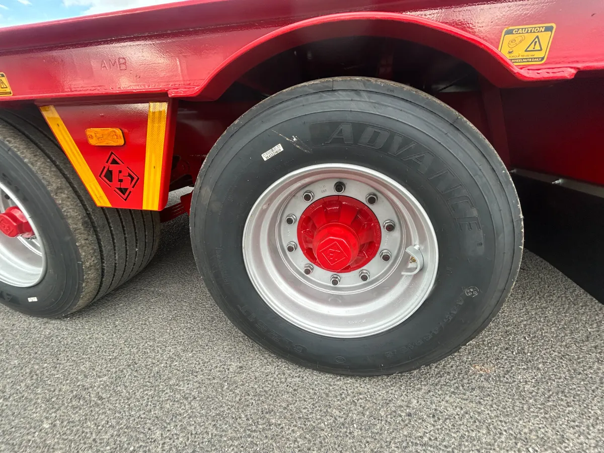 28ft Broughan Bale Trailer - Image 4
