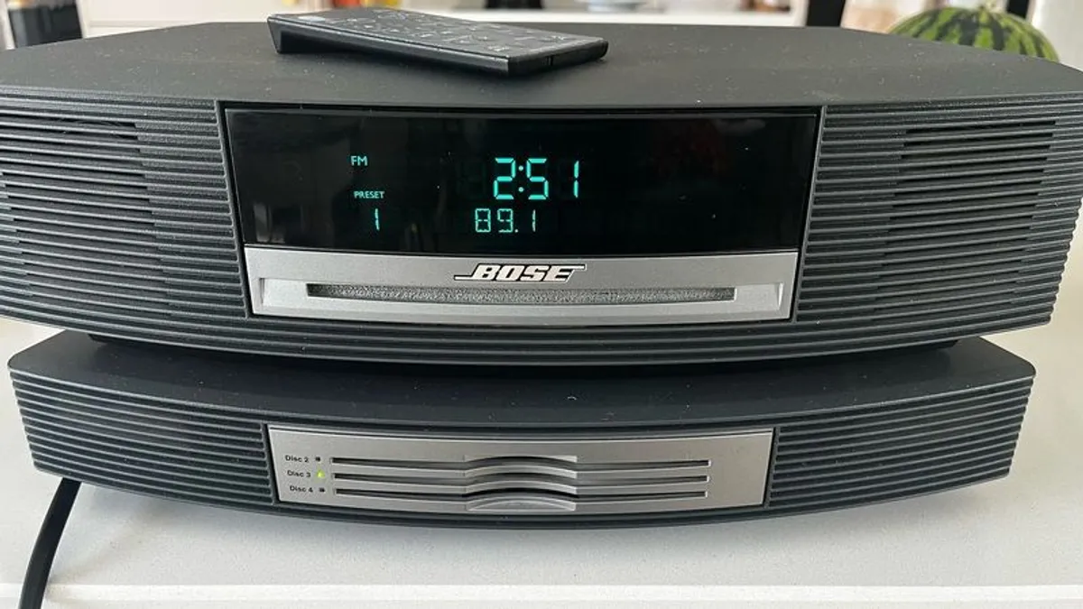 Bose Music Wave AWRCC1 tuner, CD changer - Image 1
