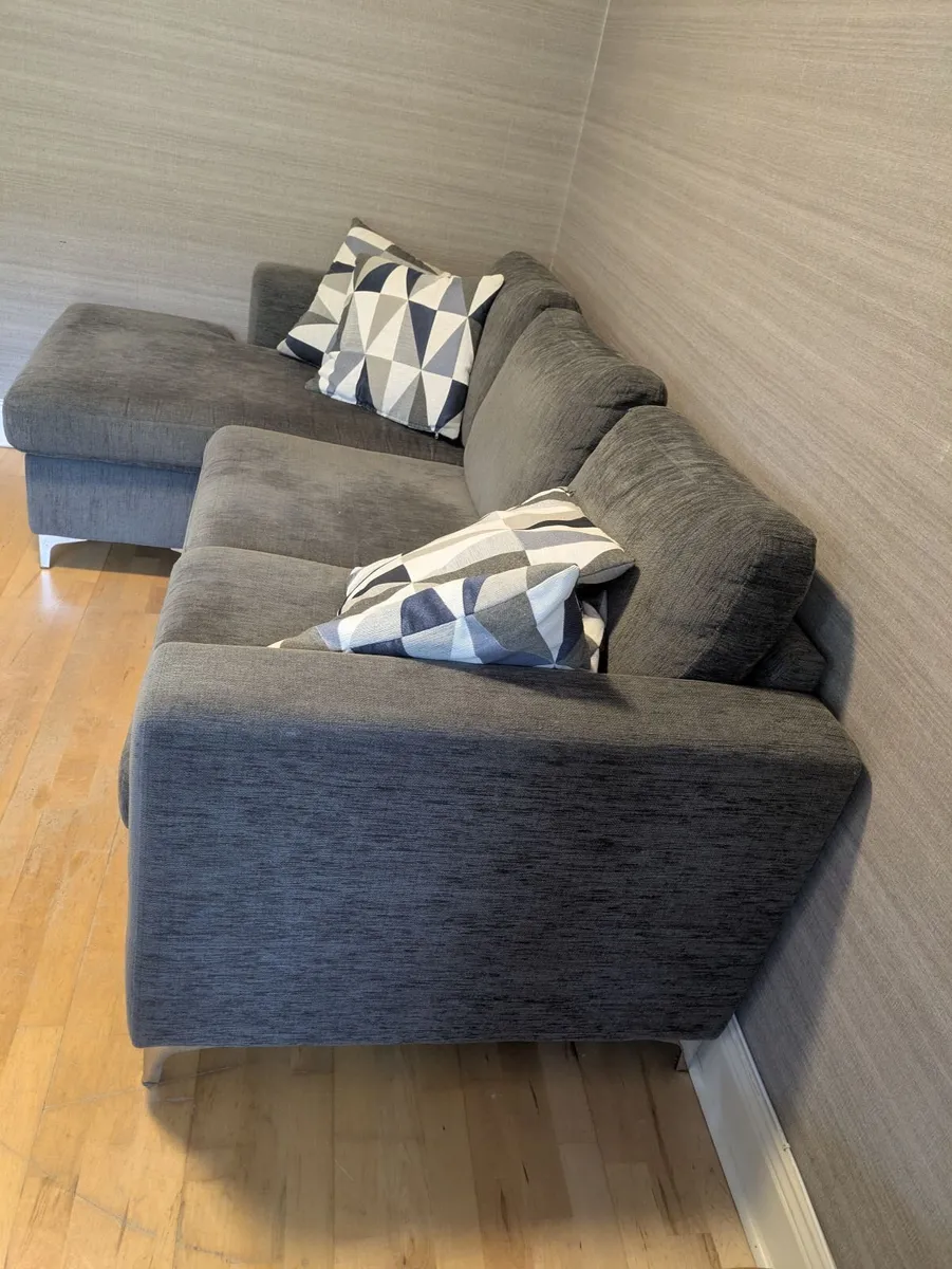 Furniture couch - Image 3