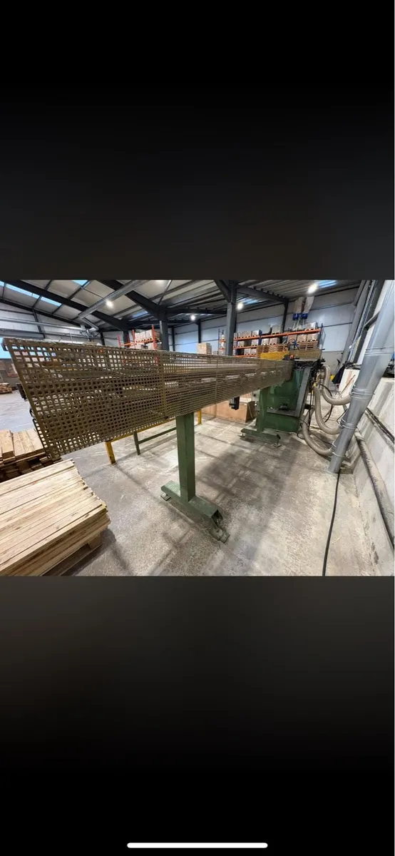 Automatic blockwood crosscut. - Image 4