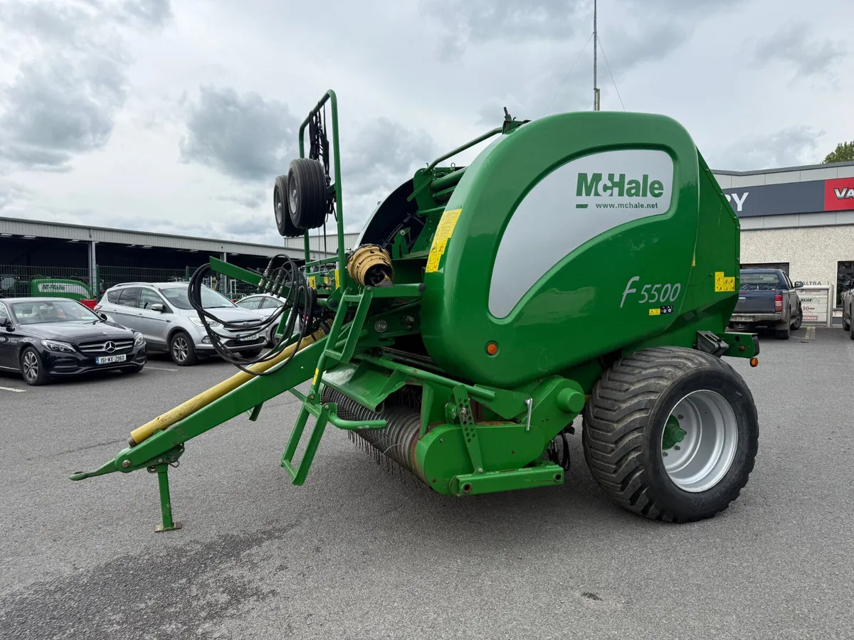 2012 McHale F5500 Round Baler - Image 4