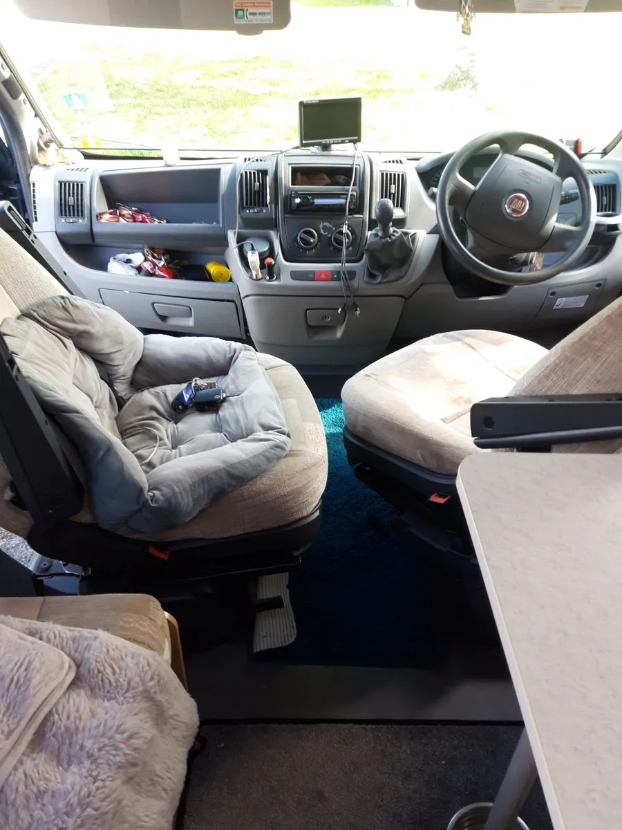 Motorhome - Image 3