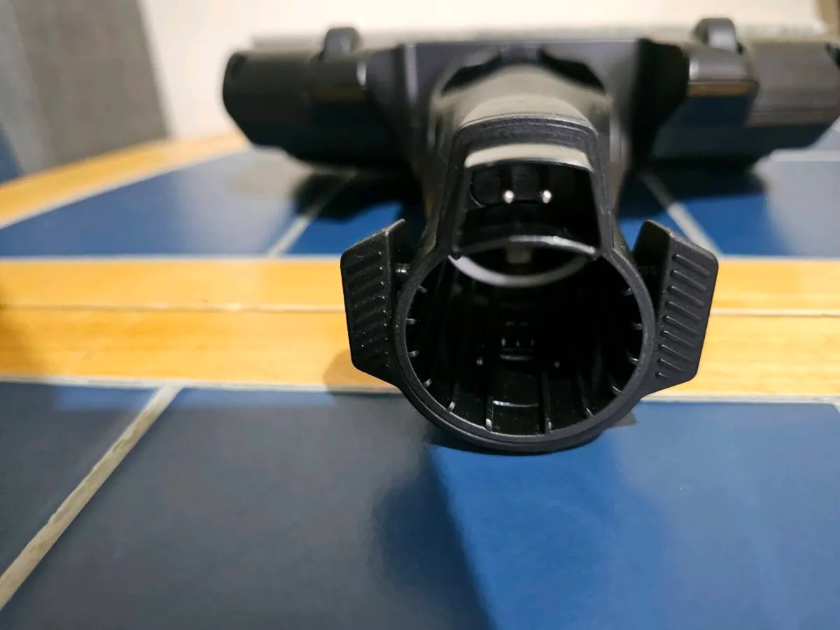 Used BOSCH DynamicPower Brush (Part) – Excellent C - Image 4