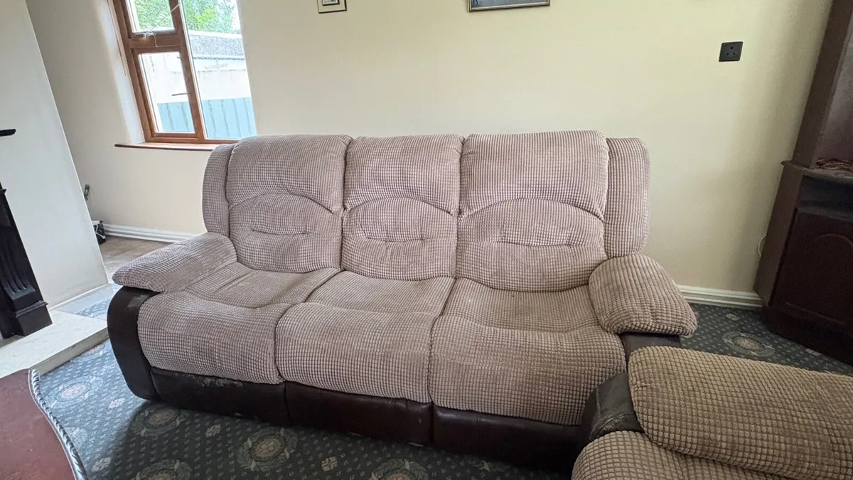 Couch Set - Image 1